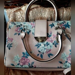 Guess purse